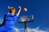 picture of pals  - playing basketball - JPG 