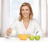 pic of grace  - picture of woman in casual clothes with healthy breakfast - JPG 