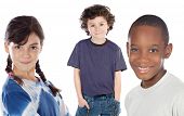 pic of over white  - adorables children  - JPG 